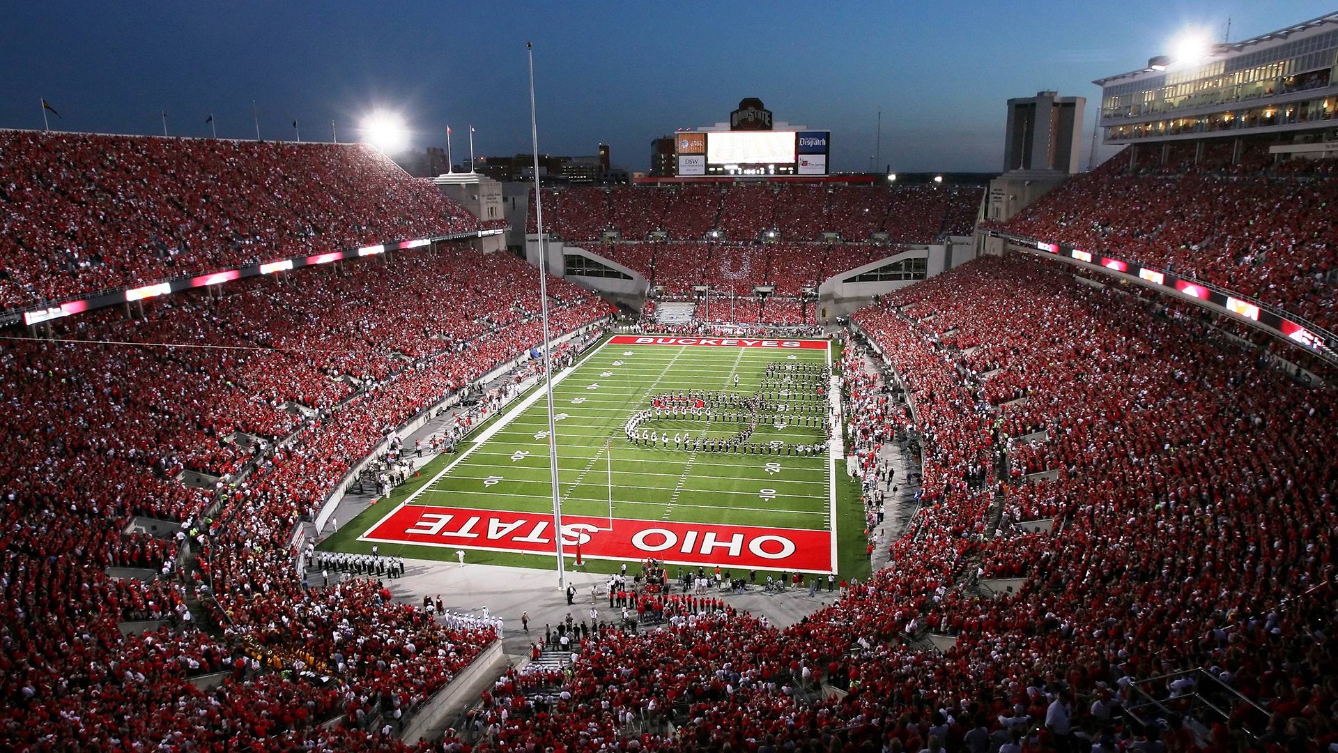 中国足球职业联赛多维度分析球员表现，中国足球联赛开始走向职业化